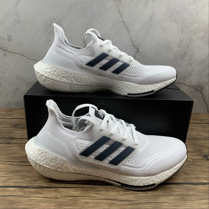TÊNIS ADIDAS ULTRA BOOST 21