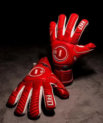 Luva de Goleiro Profissional N1 Horus