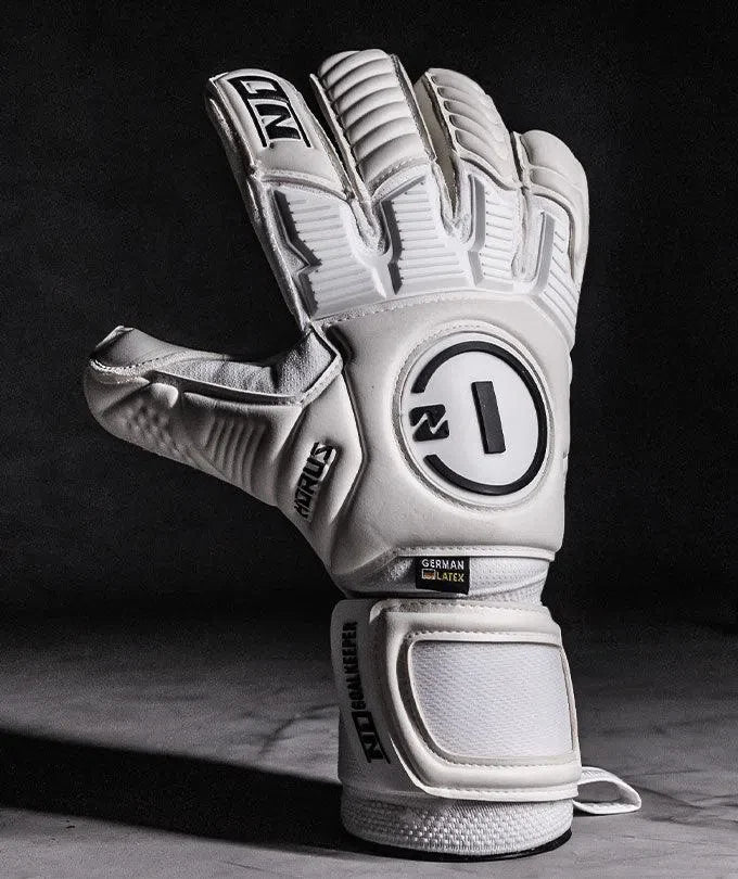 Luva de Goleiro Profissional N1 Horus