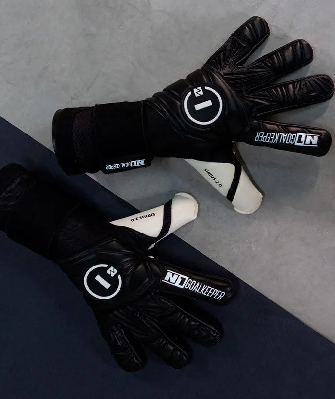 Luva de Goleiro Profissional N1 Sirius 2.0