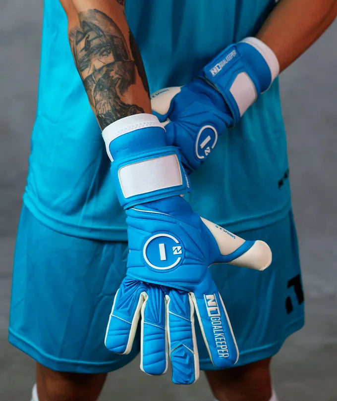 Luva de Goleiro Profissional N1 Sirius 2.0
