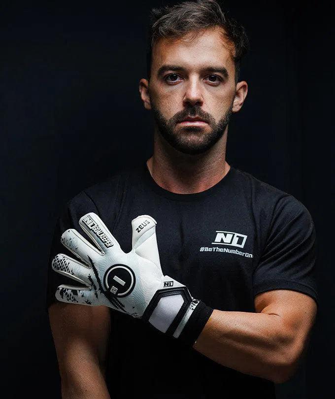 Luva de Goleiro Profissional N1 Zeus
