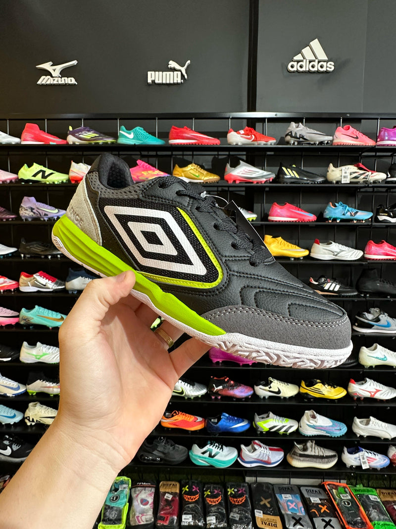 UMBRO PRO CHALLENGE UPTAKE + BRINDES (PRONTA ENTREGA)