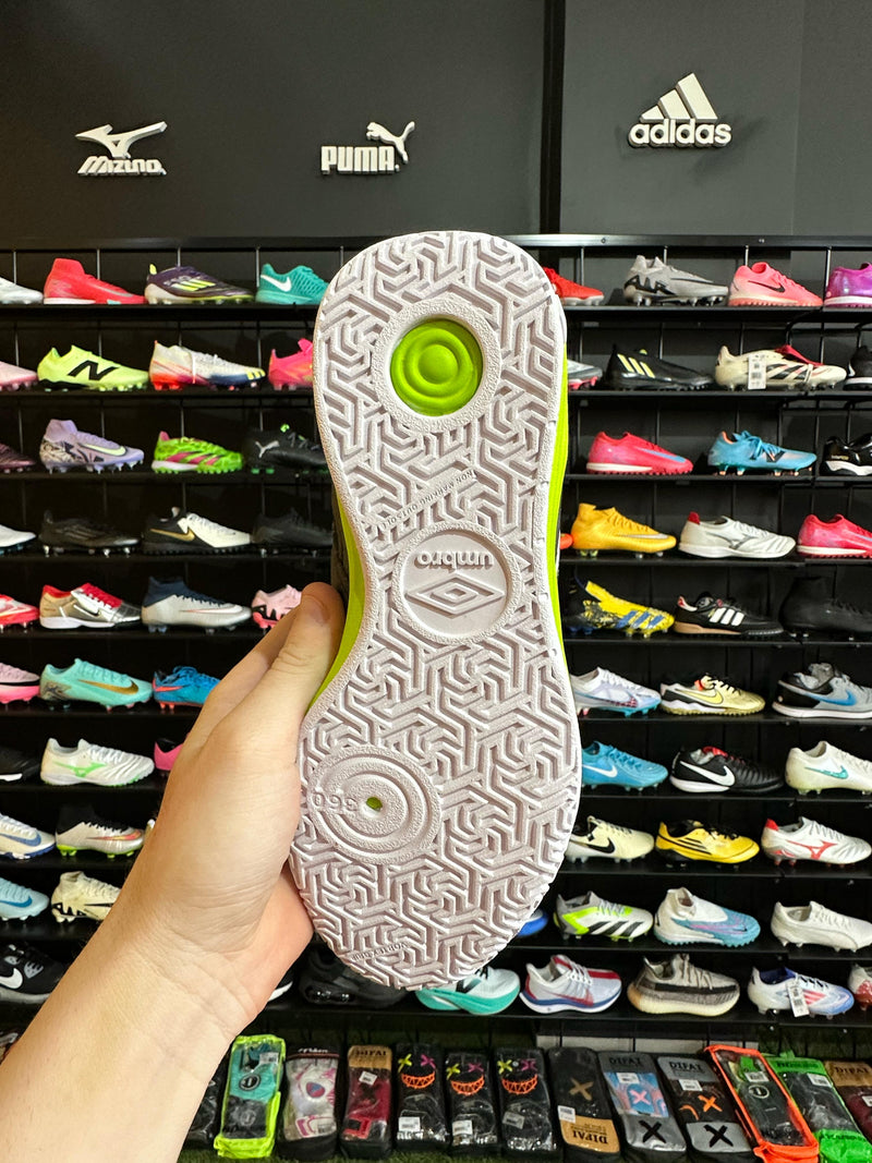 UMBRO PRO CHALLENGE UPTAKE + BRINDES (PRONTA ENTREGA)