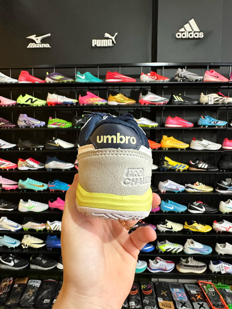 UMBRO PRO CHALLENGE UPTAKE + BRINDES (PRONTA ENTREGA)