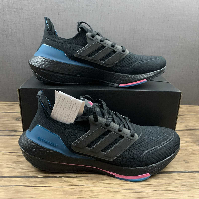 TÊNIS ADIDAS ULTRA BOOST UB 7.0