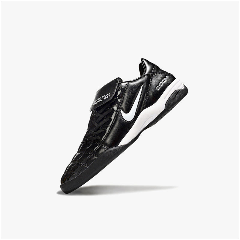 NIKE TOTAL 90 (IC)