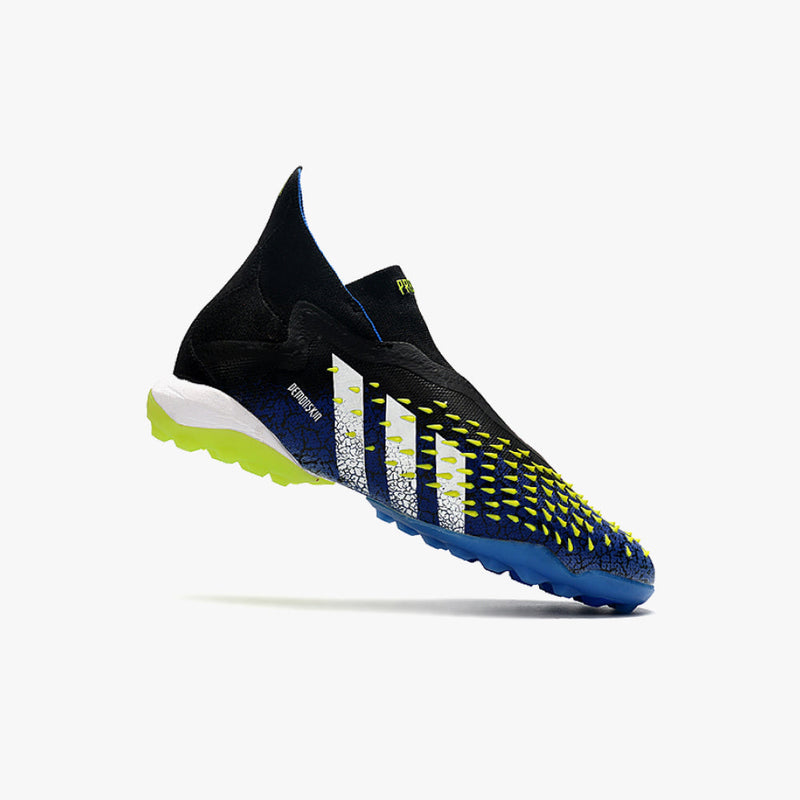 ADIDAS PREDATOR FREAK + TF + BRINDES