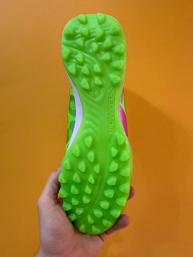 ADIDAS PREDATOR 30 ELITE TF + BRINDE (PRONTA ENTREGA)