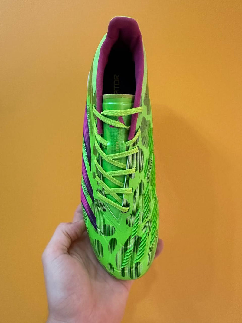 ADIDAS PREDATOR 30 ELITE TF + BRINDE (PRONTA ENTREGA)