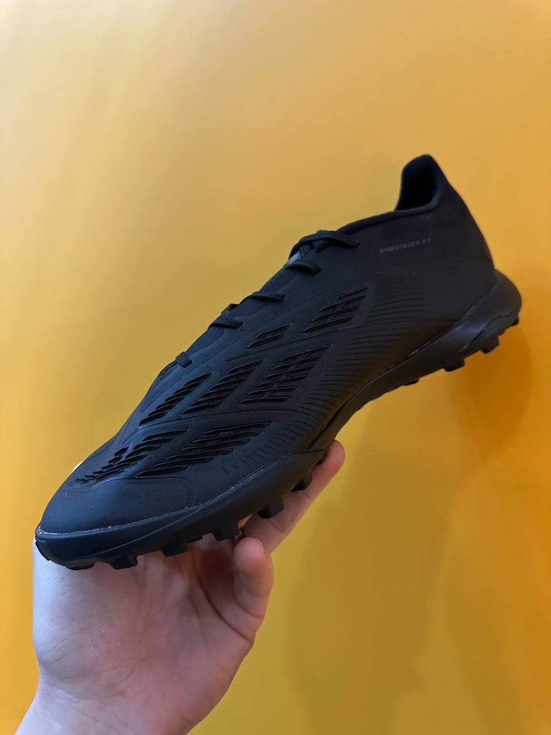 ADIDAS PREDATOR 30 ELITE TF + BRINDE (PRONTA ENTREGA)