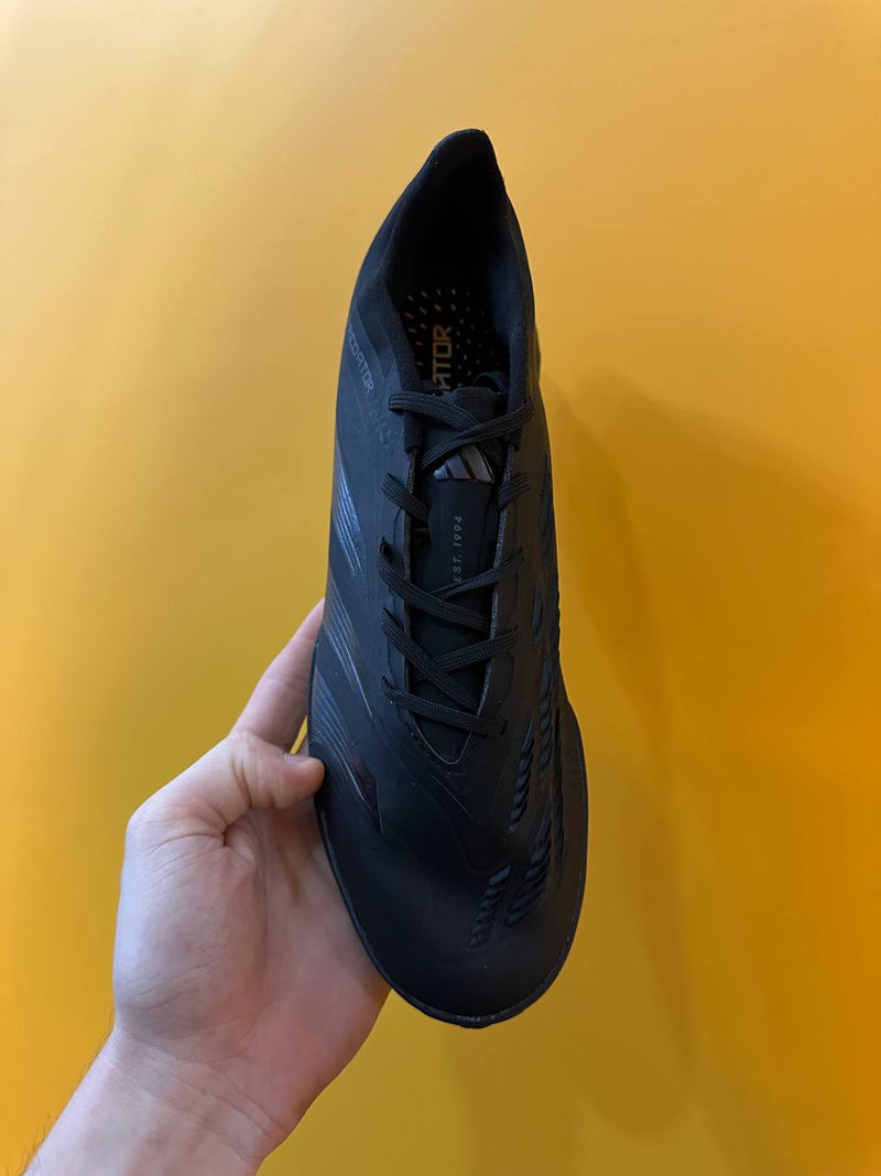 ADIDAS PREDATOR 30 ELITE TF + BRINDE (PRONTA ENTREGA)