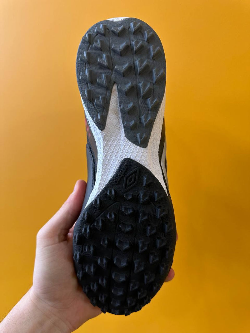 UMBRO ADAMANT MASTERCLASS PREMIER + BRINDE (PRONTA ENTREGA)