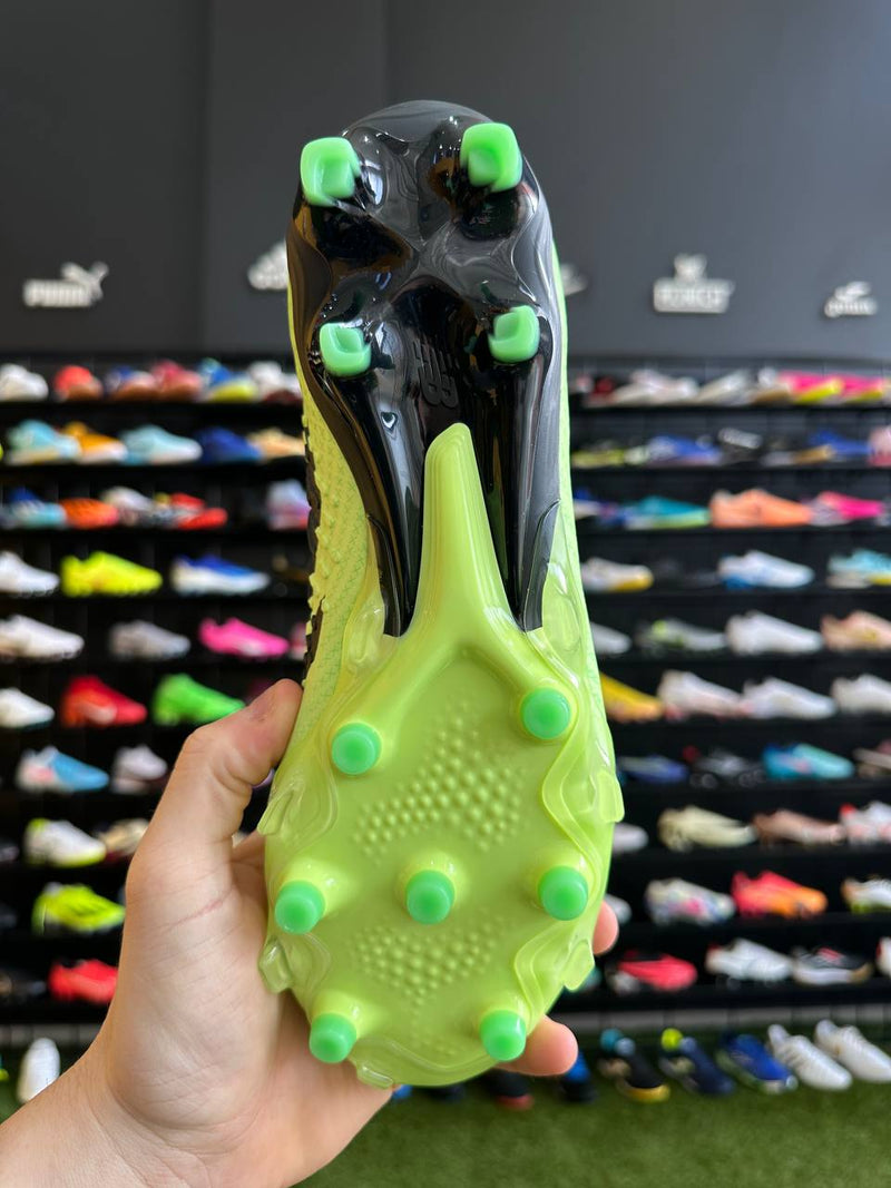 NEW BALANCE TEKELA PRO FG + BRINDE (PRONTA ENTREGA)