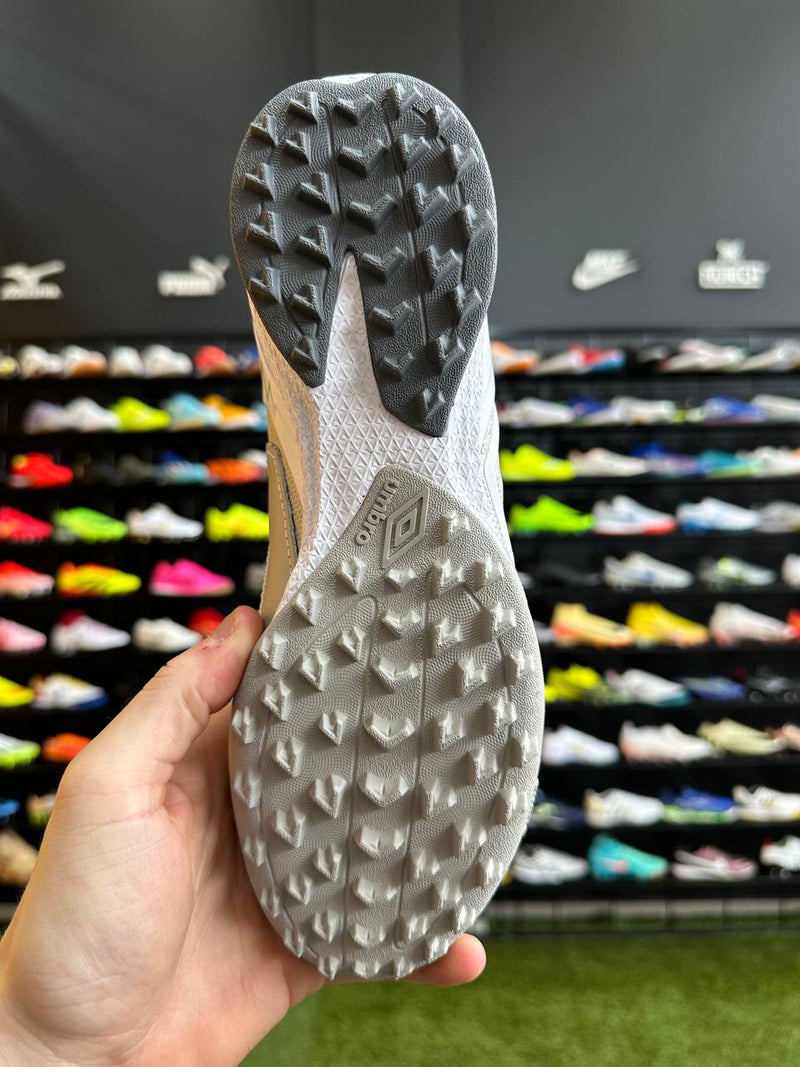 UMBRO ADAMANT MASTERCLASS PREMIER + BRINDE (PRONTA ENTREGA)