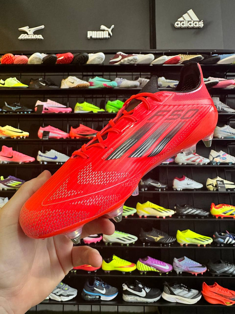 ADIDAS F50 SG + BRINDES (PRONTA ENTREGA)