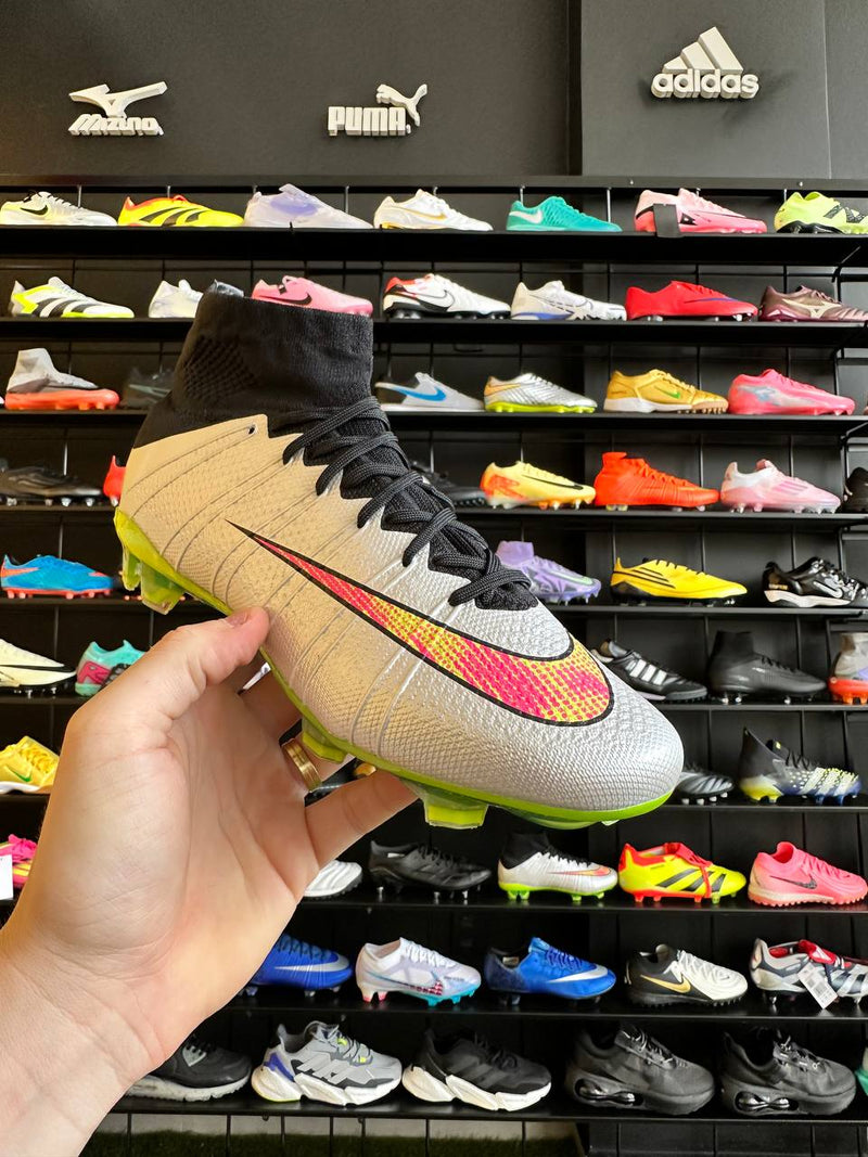 NIKE SUPERFLY 4 FG + BRINDE (PRONTA ENTREGA)