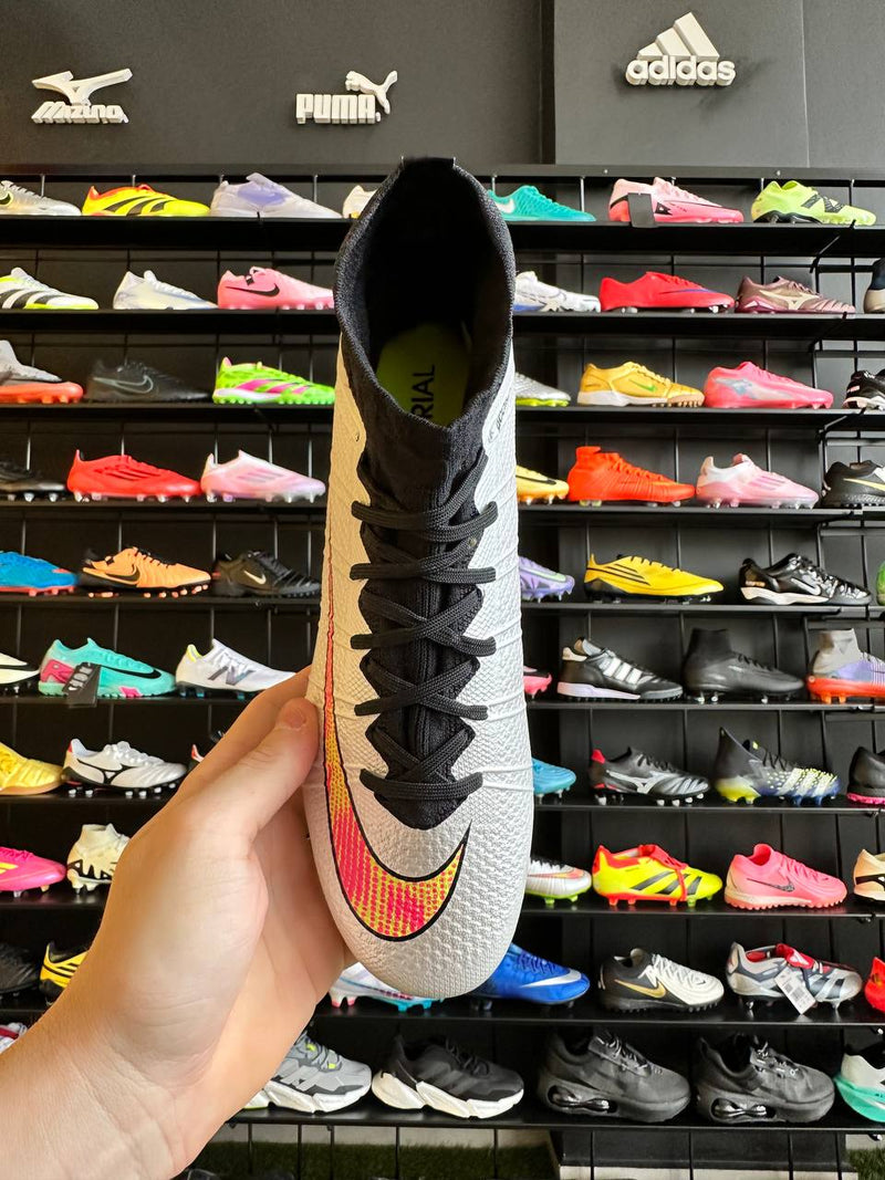 NIKE SUPERFLY 4 FG + BRINDE (PRONTA ENTREGA)