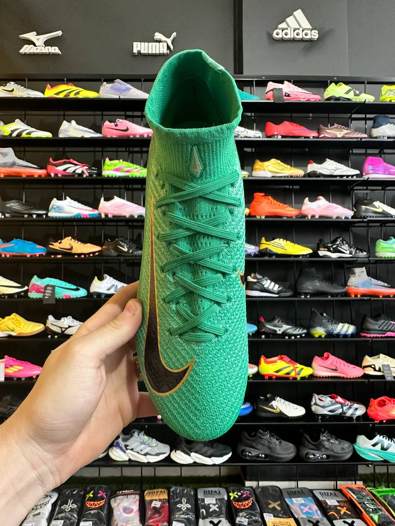 NIKE SUPERFLY 10 ELITE FG + BRINDE (PRONTA ENTREGA)