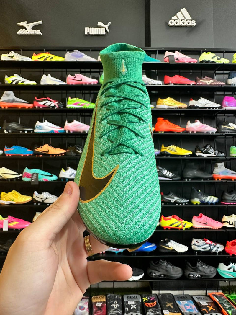 NIKE SUPERFLY 10 ELITE FG + BRINDE (PRONTA ENTREGA)