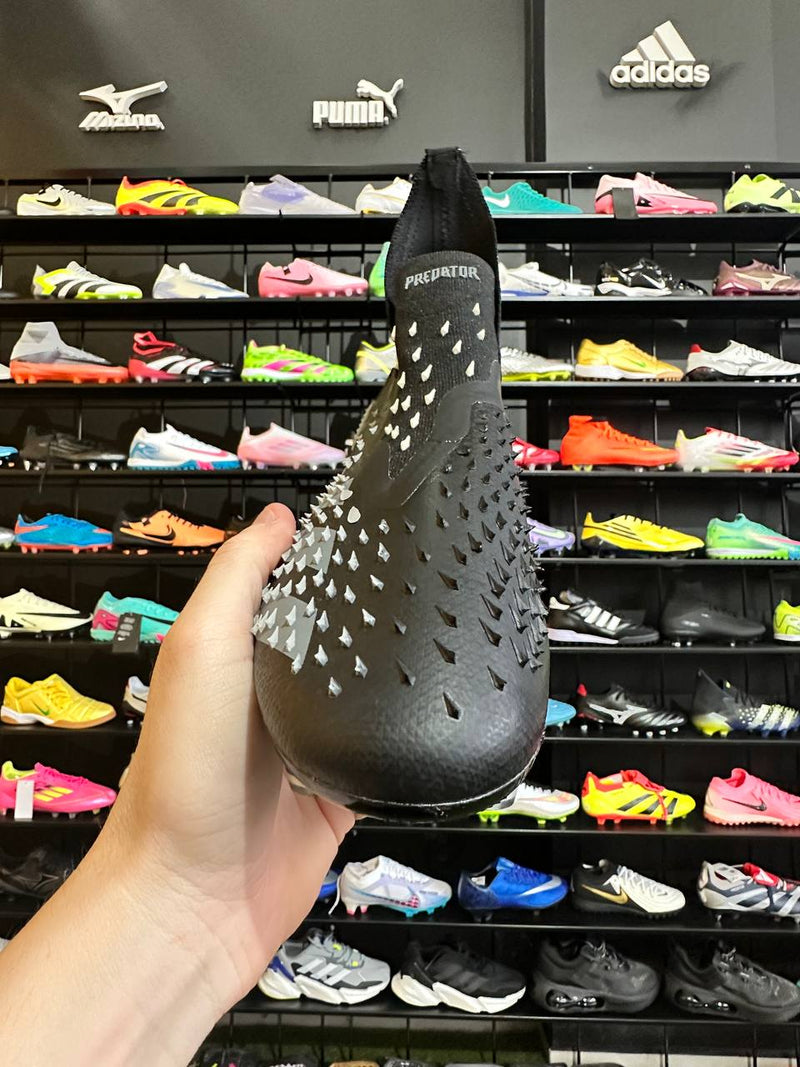 ADIDAS PREDATOR FREAK FG + BRINDE (PRONTA ENTREGA)