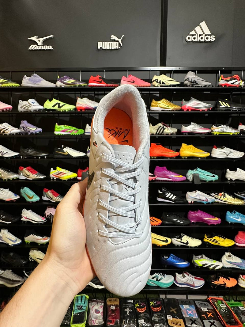 NIKE TIEMPO LEGEND 10 TF + BRINDES (PRONTA ENTREGA)