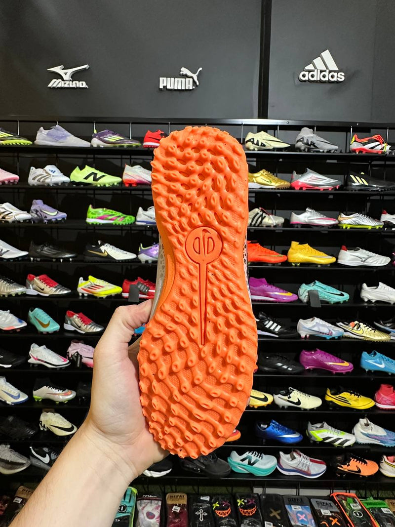 NIKE TIEMPO LEGEND 10 TF + BRINDES (PRONTA ENTREGA)