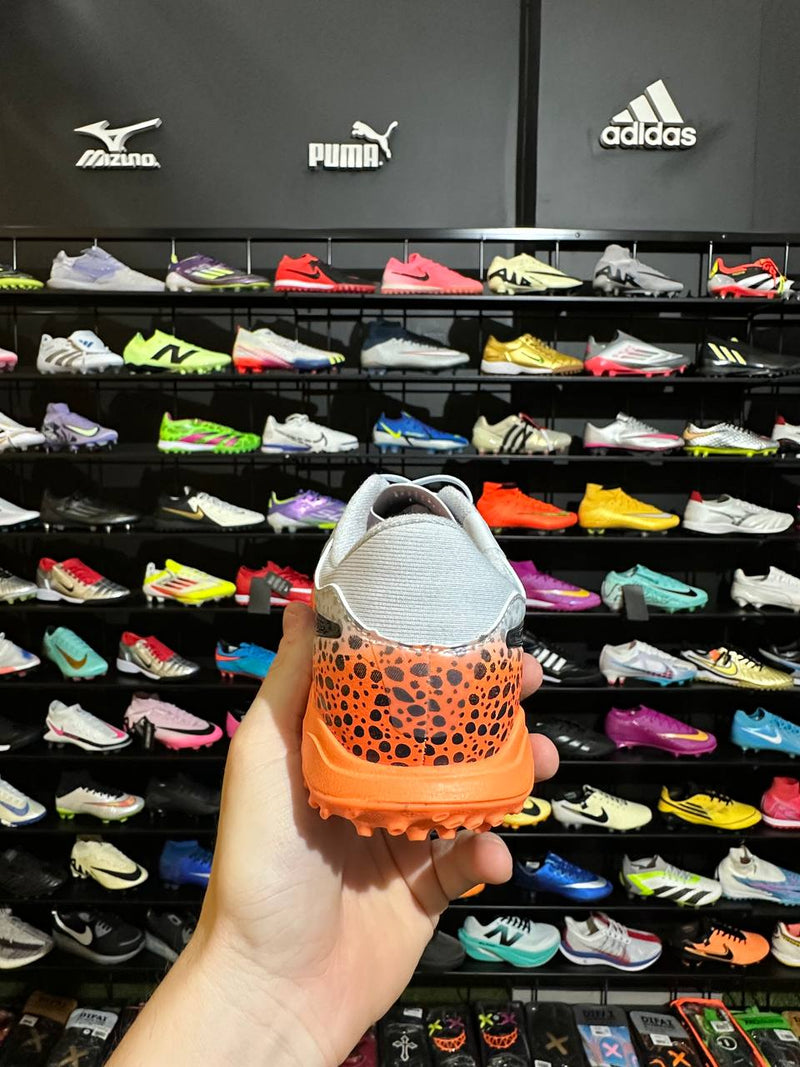 NIKE TIEMPO LEGEND 10 TF + BRINDES (PRONTA ENTREGA)