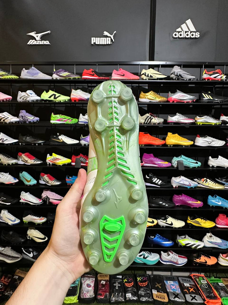 MIZUNO MORELIA FG + BRINDES (PRONTA ENTREGA)